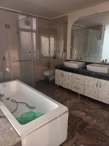 Furnished Amenities in 4 BHK Apartment at Mahagun Mezzaria, Sector 78 – for Sale