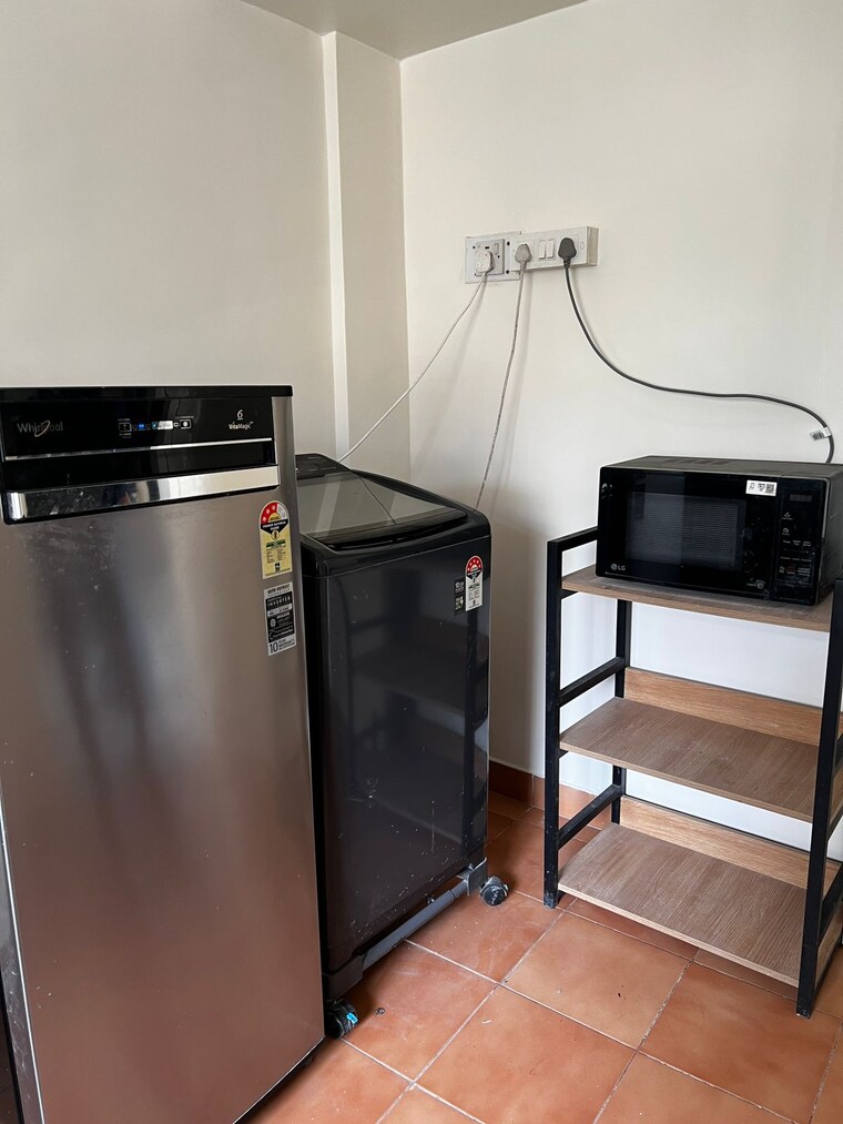 undefined, andheri west 2 Bedroom 650 Sq.Ft. Apartment In Andheri West Mumbai 9458920