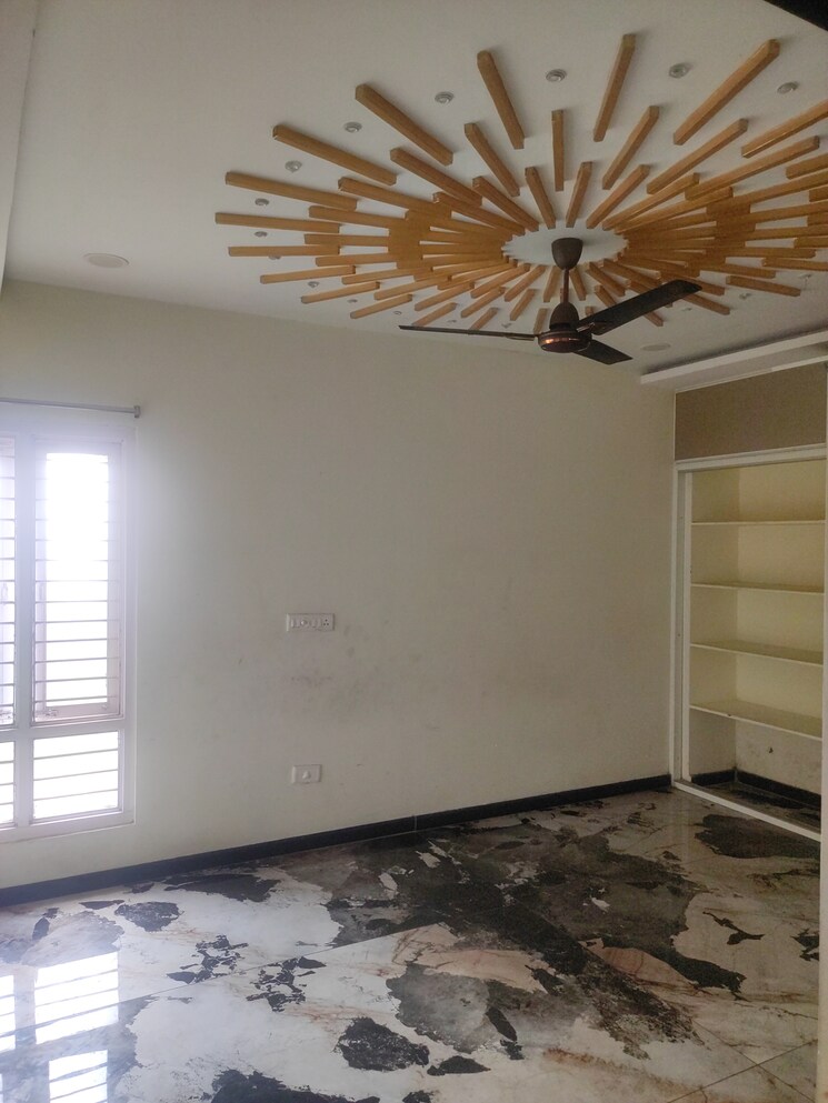 Room, devaalaya-devasthala 3 Bedroom 1654 Sq.Ft. Apartment In Sujatha Nagar Vizag 9458921