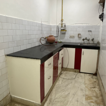 Kitchen in 2 BHK Builder Floor at Malviya Nagar – for Rent