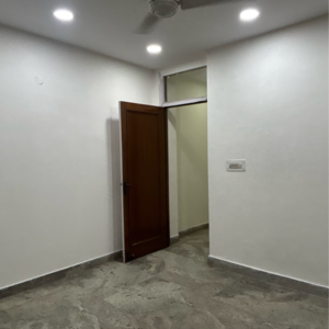 Room in 2 BHK Builder Floor at Malviya Nagar – for Rent