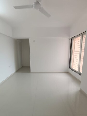 Room in 2 BHK Apartment at Urban Skyline Phase 2, Ravet – for Rent