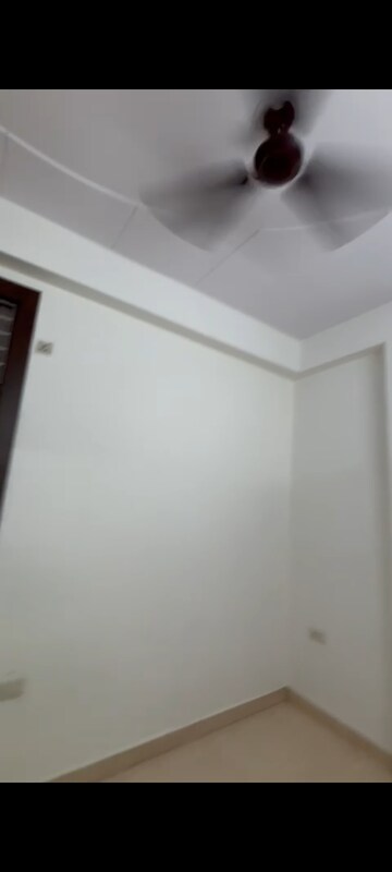 Room in 3 BHK Builder Floor at Kshitij Complex Vaishali, Vaishali Sector 4 – for Sale