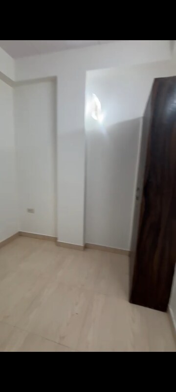 Room in 3 BHK Builder Floor at Kshitij Complex Vaishali, Vaishali Sector 4 – for Sale