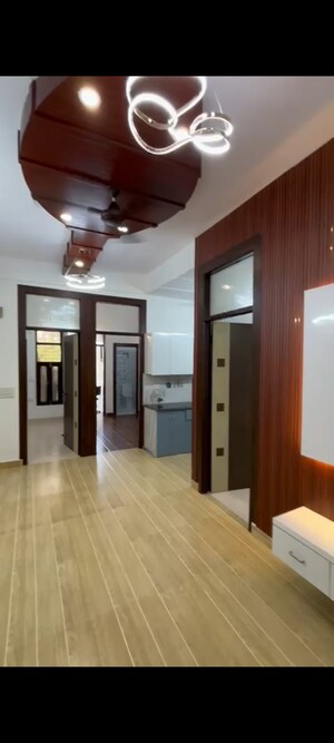 Room in 3 BHK Builder Floor at Kshitij Complex Vaishali, Vaishali Sector 4 – for Sale