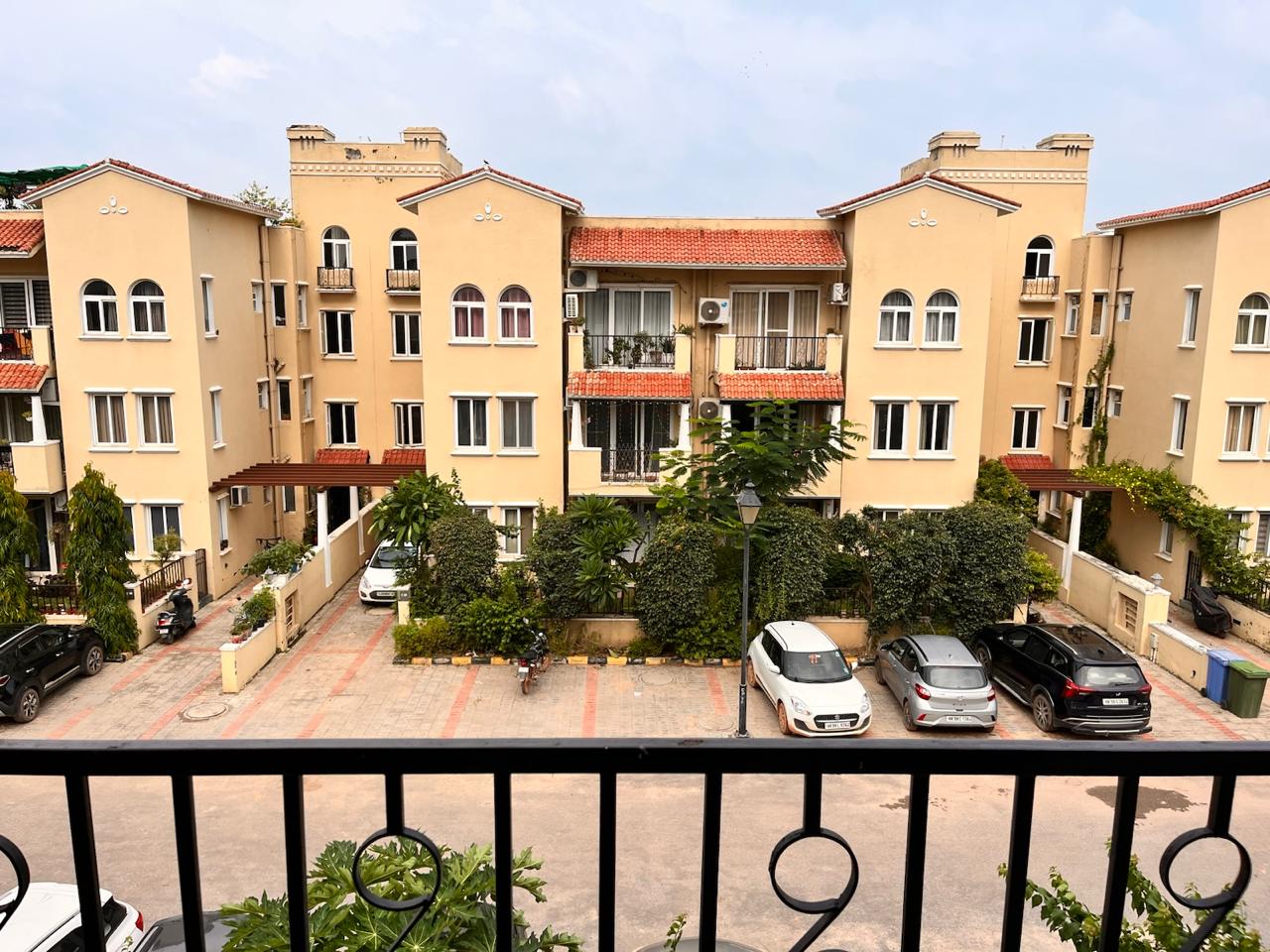 4 BHK Apartment For Rent in Emaar MGF Emerald Hills