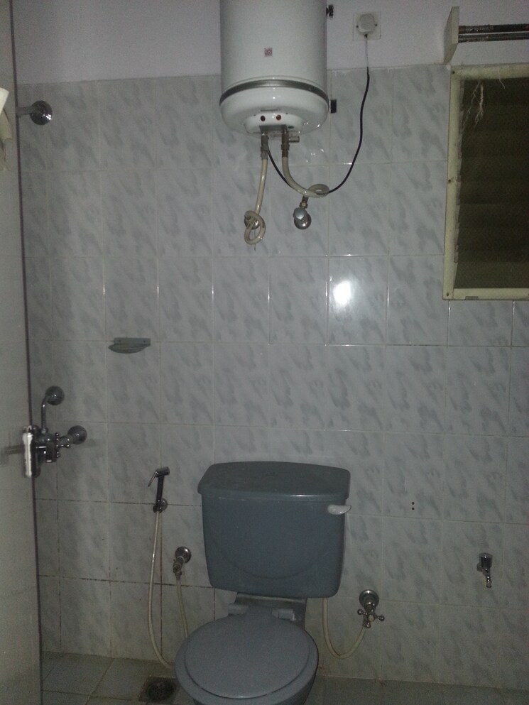 Bathroom, ganga nagar 2 Bedroom 780 Sq.Ft. Independent House In Ganga Nagar Bangalore 9459191