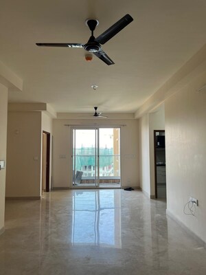Room in 2.5 BHK Apartment at Aurobindo Kohinoor, Serilingampally – for Rent