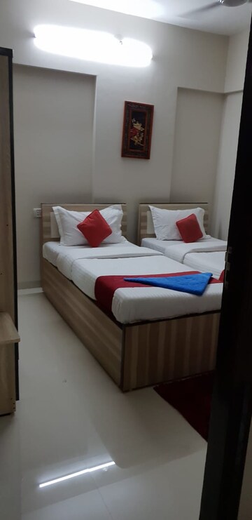 2.5 BHK Apartment For Rent in Milan Nazareth Niketan, Andheri East