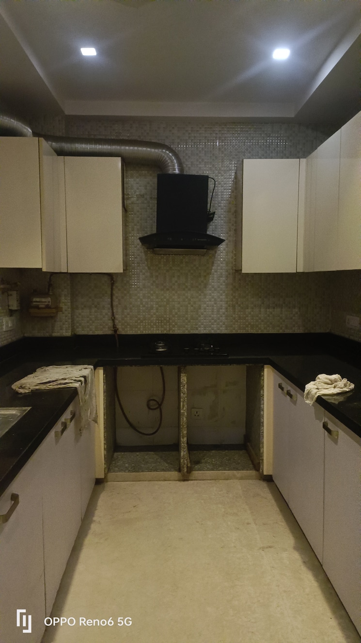 Kitchen, greater kailash i 3 Bedroom 208 Sq.Yd. Builder Floor In Greater Kailash I Delhi 9459278