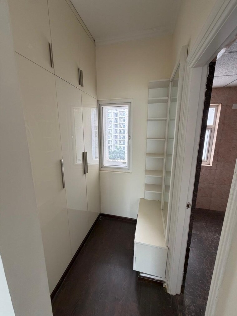 Bathroom, shree-vardhman-victoria 3 Bedroom 1950 Sq.Ft. Apartment In Sector 70 Gurgaon 9459324