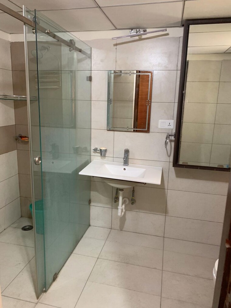 Bathroom, green-grace 3 Bedroom 2733 Sq.Ft. Apartment In Gachibowli Hyderabad 9459375