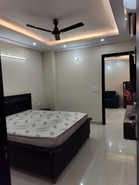 3.5 BHK + Servant Room Apartment For Sale in Godrej Meridien