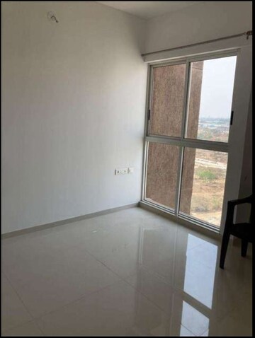 1 BHK Apartment For Sale in Lodha Upper Thane Meadows, Anjur