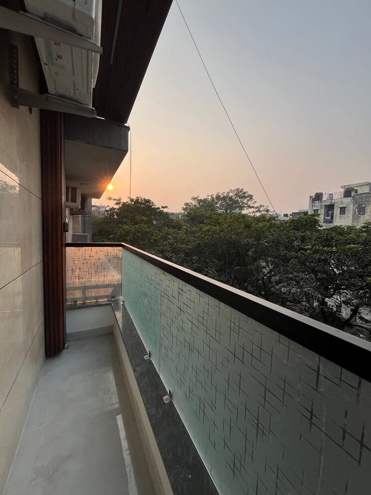 Balcony, windsor-paradise-2 2 Bedroom 895 Sq.Ft. Apartment In Raj Nagar Extension Ghaziabad 9459361
