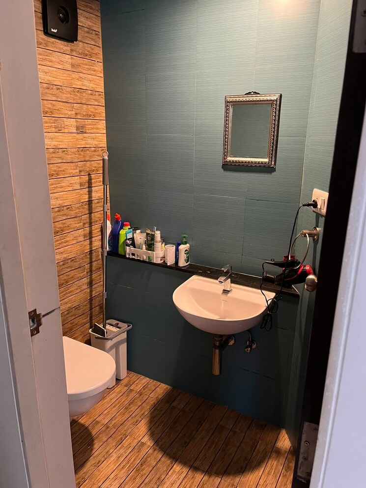 Bathroom, lodha-crown-kolshet 1 Bedroom 500 Sq.Ft. Apartment In Kolshet Road Thane 9459399