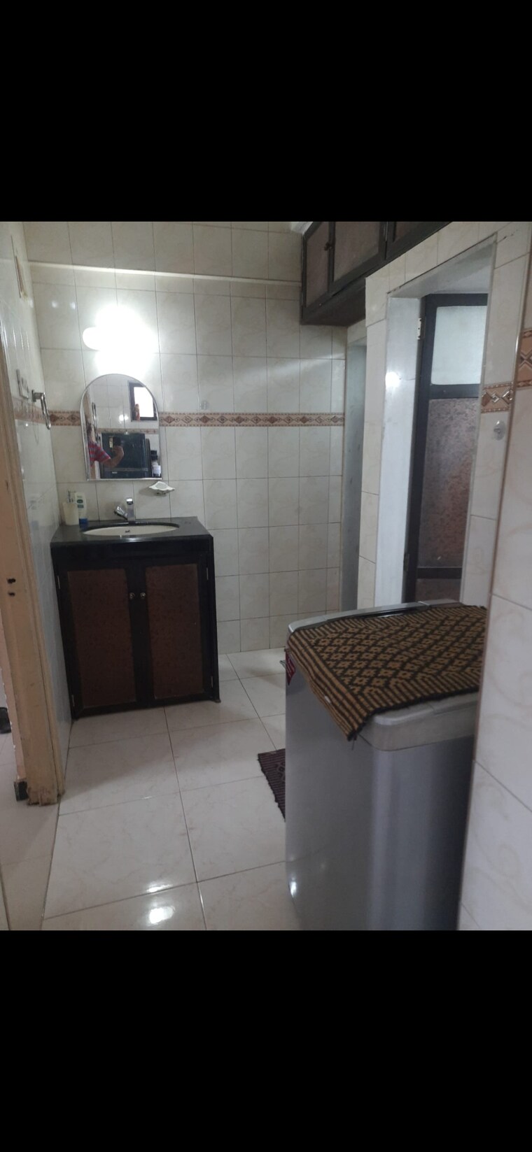 Bathroom, srishti-complex-powai 1 Bedroom 650 Sq.Ft. Apartment In Powai Mumbai 9459455