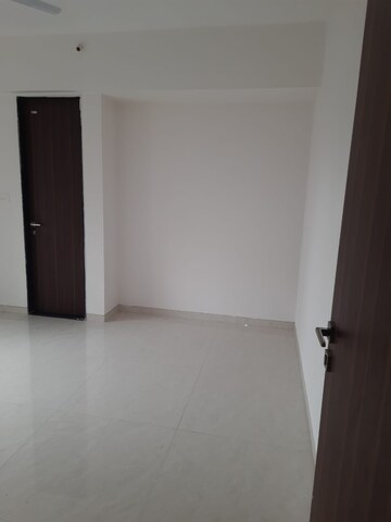 Room in 3 BHK Apartment at Royal Vrundavan, Ravet – for Rent