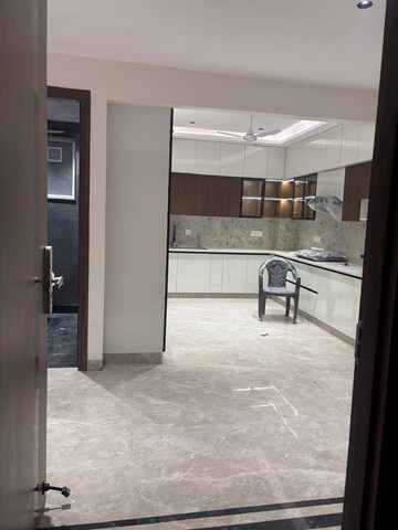 Room in 3 BHK Builder Floor at Sector 23 – for Sale
