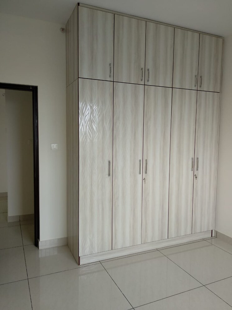 Room, prestige-lakeside-habitat 2.5 Bedroom 1350 Sq.Ft. Apartment In Varthur Bangalore 9459475