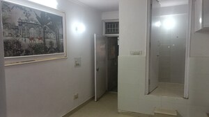 Room in 1 BHK Builder Floor at Vaishali Sector 2 – for Rent