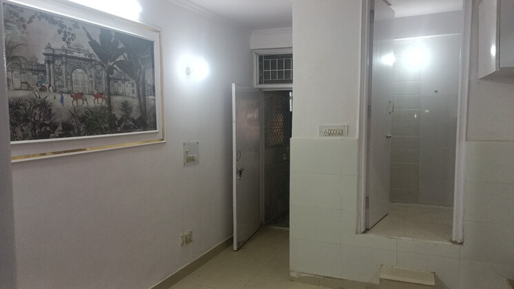 Room, vaishali sector 2 1 Bedroom 520 Sq.Ft. Builder Floor In Vaishali Sector 2 Ghaziabad 9459469