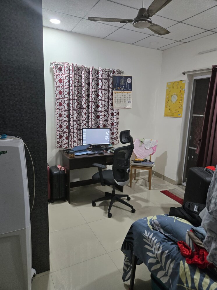 Room, jains-carlton-creek 2 Bedroom 1200 Sq.Ft. Apartment In Manikonda Hyderabad 9459454