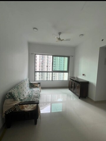 1 BHK Apartment For Rent in Kalpataru Immensa, Kolshet Road