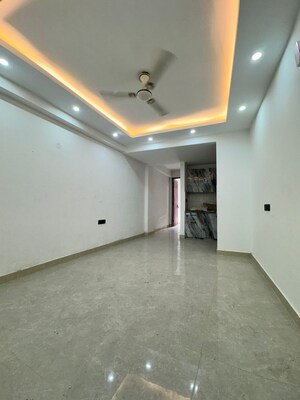 2 BHK Builder Floor For Sale in Saket
