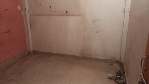 Room in 1 BHK Builder Floor at Vaishali Sector 3 – for Sale