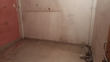 Room in 1 BHK Builder Floor at Vaishali Sector 3 – for Sale