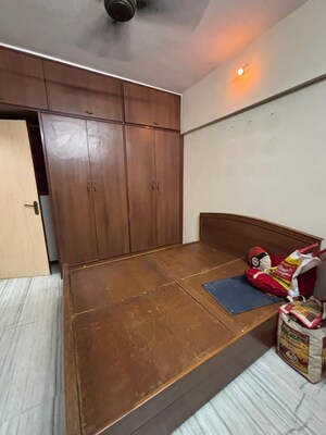 Furnished Amenities in 1 BHK Apartment at Krishna Residency Malad West, Malad West – for Rent