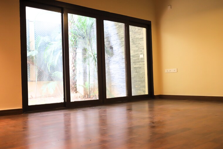 Room, ezzy-corinth 6+ Bedroom 5700 Sq.Ft. Villa In Hennur Road Bangalore 9459540