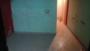 Living Room in 1 BHK Builder Floor at Vaishali Sector 3 – for Sale