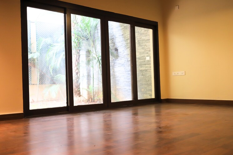 Room, ezzy-corinth 6+ Bedroom 5700 Sq.Ft. Villa In Hennur Road Bangalore 9459540