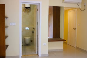 Bathroom in 6+ BHK Villa at Ezzy Corinth, Hennur Road – for Sale