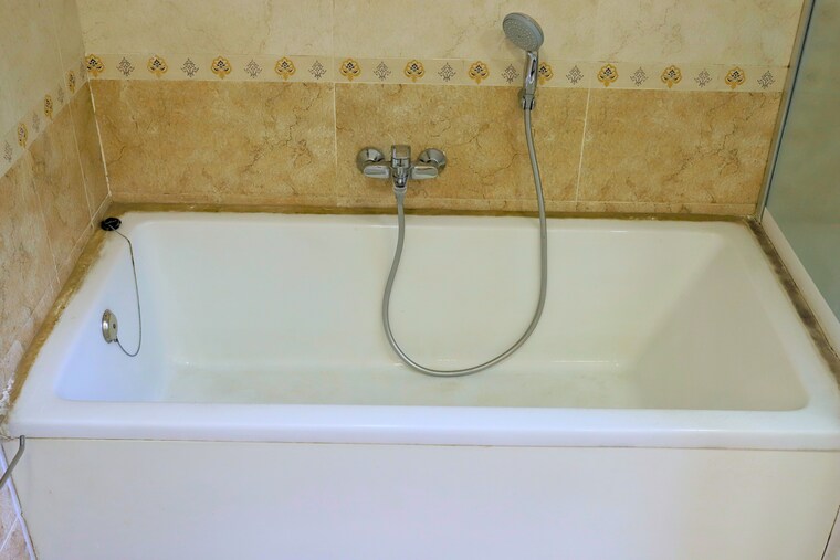 Bathroom, ezzy-corinth 6+ Bedroom 5700 Sq.Ft. Villa In Hennur Road Bangalore 9459540