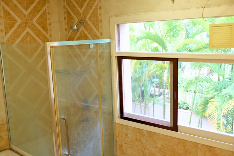 Bathroom, ezzy-corinth 6+ Bedroom 5700 Sq.Ft. Villa In Hennur Road Bangalore 9459540