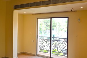 Room in 6+ BHK Villa at Ezzy Corinth, Hennur Road – for Sale