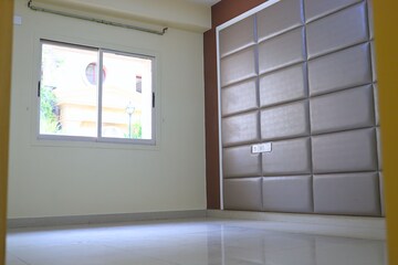 Room in 6+ BHK Villa at Ezzy Corinth, Hennur Road – for Sale