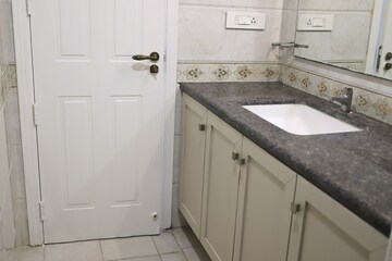 Bathroom in 6+ BHK Villa at Ezzy Corinth, Hennur Road – for Sale