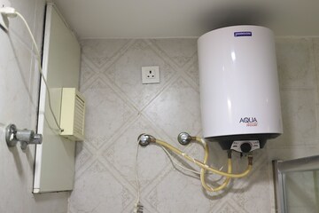 Bathroom in 6+ BHK Villa at Ezzy Corinth, Hennur Road – for Sale