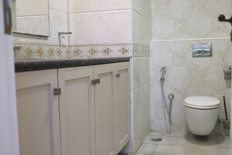 Bathroom, ezzy-corinth 6+ Bedroom 5700 Sq.Ft. Villa In Hennur Road Bangalore 9459540