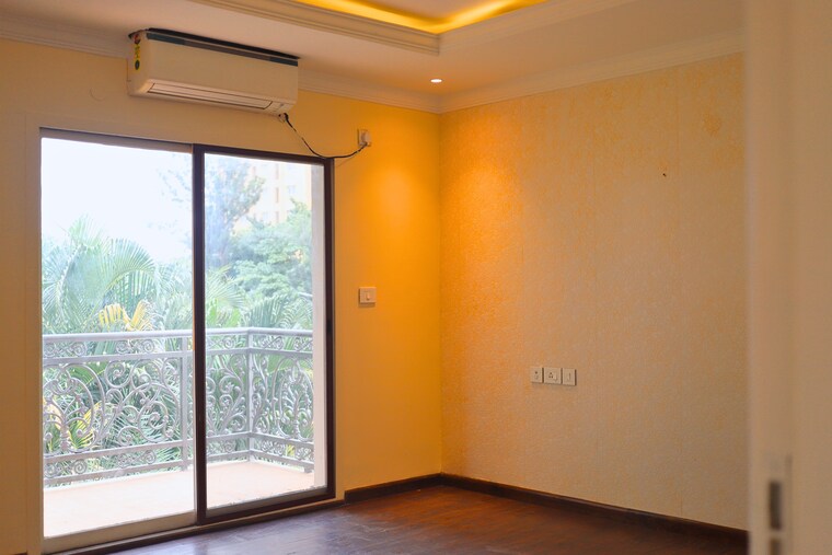 Room, ezzy-corinth 6+ Bedroom 5700 Sq.Ft. Villa In Hennur Road Bangalore 9459540