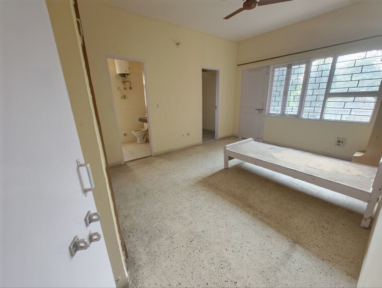 Room, sanskriti-engineers-apartment 3 Bedroom 1800 Sq.Ft. Apartment In Sector 56 Gurgaon 9459620