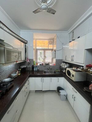 Kitchen in 2.5 BHK Apartment at Ansal Harmony Homes, Sector 57 – for Rent