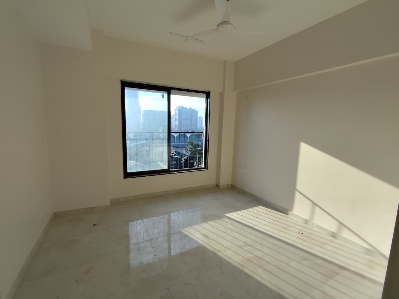 2 BHK 705 Sq.Ft. Apartment in Je and Vee Madhuban