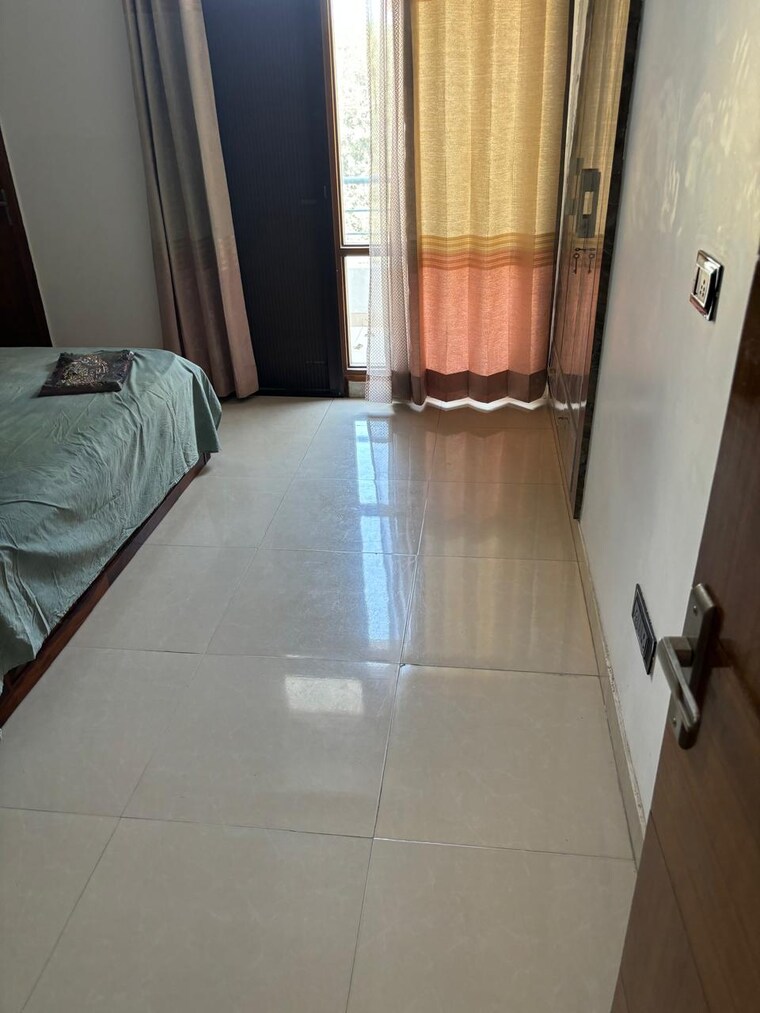 Living Room, unitech-fresco 3 Bedroom 1805 Sq.Ft. Builder Floor In Sector 50 Gurgaon 9459883