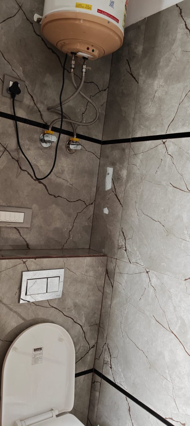 Bathroom, aez-aloha 2 Bedroom 1550 Sq.Ft. Builder Floor In Sector 57 Gurgaon 9459948