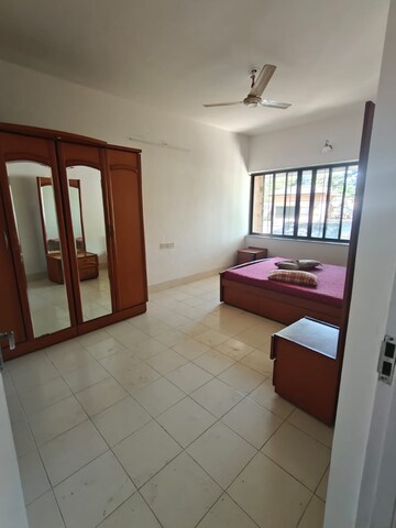 Room in 2 BHK Apartment at Raheja Woods, Kalyani Nagar – for Rent